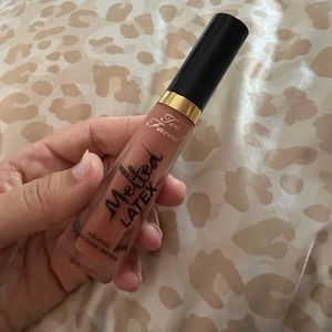Too faced melted latex lipgloss